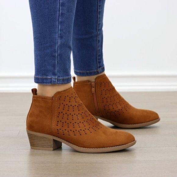 Ankle Boots Flat Heel Rounded Toe Modern Laser Cut Design Brown Suede Zipper - Picture 1 of 6